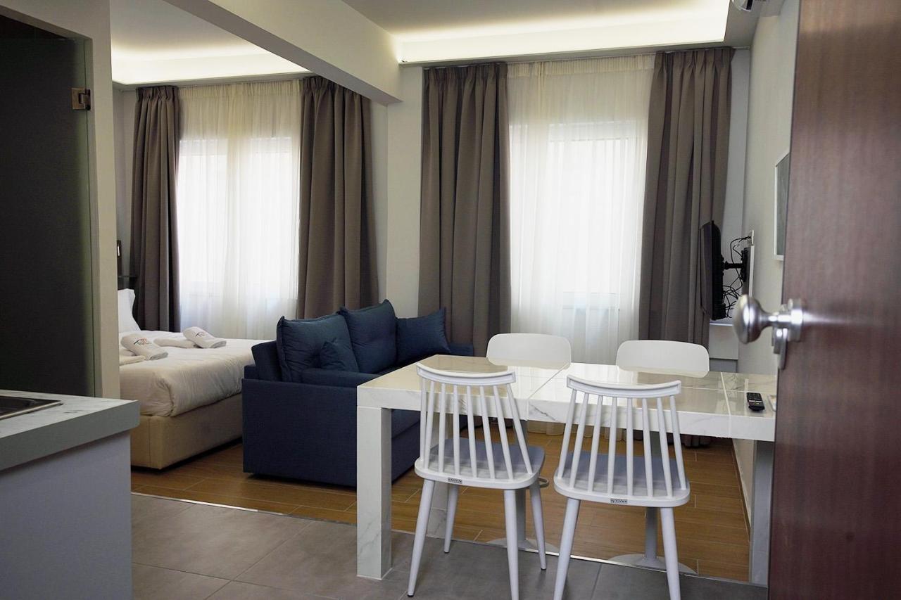 Tip - Top Suites Athens Exterior photo