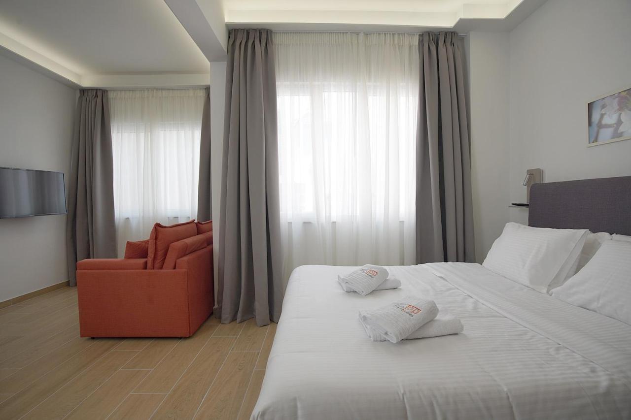 Tip - Top Suites Athens Exterior photo